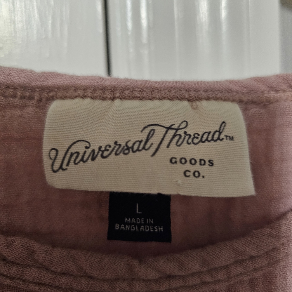 Universal Thread Blush Textured Blouse - Picture 4 of 4